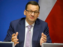 Поляки настойчиво призывают Евросоюз не закупать нефть из России