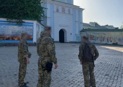 СБУ в Шевченковском районе Киева под видом контрразведывательных мероприятий отлавливает коллаборантов и уклонистов