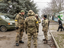 На Херсонщине украинцы забили насмерть маму с сыном