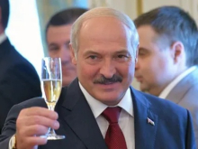 Лукашенко поздравил украинцев с Днём независимости