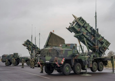 Американцы дают киевскому режиму зенитно-ракетные комплексы Patriot — пока одну батарею