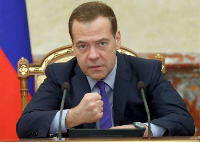 Медведев предложил «включить» Польшу в состав РФ