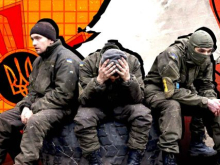 «Находиться на Украине страшнее, чем переплыть Днестр»: украинцы убегают заграницу, а Киев мобилизует заключённых, не оформляя их в ВСУ