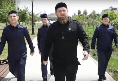 Кадыров назначает своих родственников на государственные должности в Чечне. Готовит им карьеру на федеральном уровне?