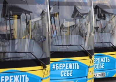 Украина отомстила Лукашенко введением пошлин на белорусские автобусы и грузовики