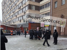 В центре Москвы мужчина попытался совершить самосожжение