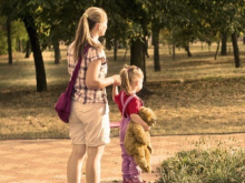 Доля неполных семей в России выросла за 10 лет почти в 2 раза. 30% детей воспитываются одним родителем