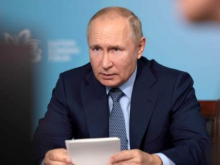 Путин назвал отношения с Украиной ненормальными