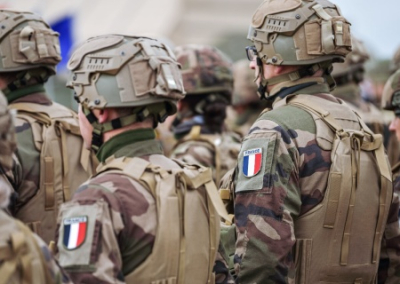 Le Monde анонсировало переброску французских военных на Украину
