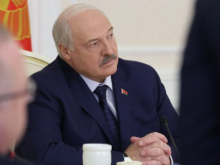 Лукашенко призвал производителей пересесть с «Мерседеса» на сивого коня