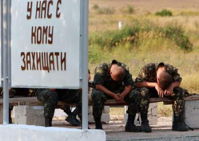Украина от слова «украсть»: в стране исчезают внедорожники, бензин и продукты, предназначенные для вояк ВСУ
