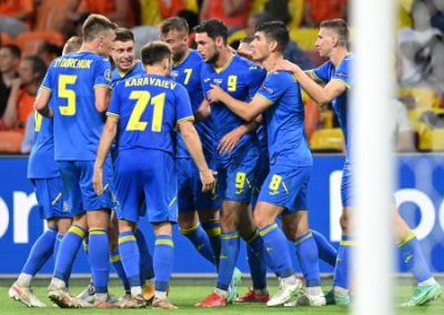 В РФ поражение сборной Украины восприняли адекватнее, чем Зеленский, пытавшийся политизировать футбол
