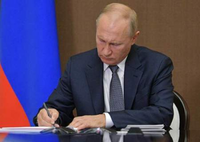 Путин подписал закон о защите русского языка от заимствований