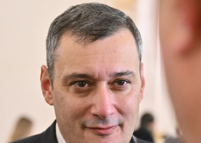 Хинштейн не знает, сколько из десятков миллиардов рублей было украдено курскими чиновниками