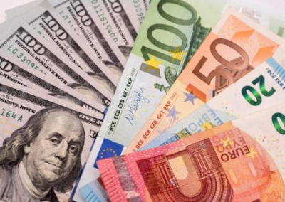Нацбанк Украины зафиксировал рекорд по объёмам ввезённой валюты