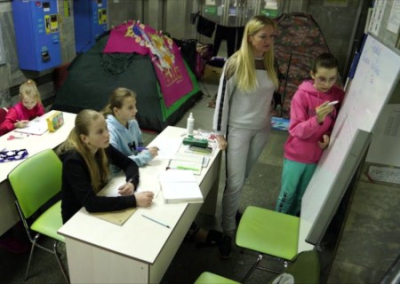 Харьковские дети будут учиться в метро
