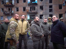 Зеленский обнародовал кадры ракетных ударов по энергетическим объектам Украины