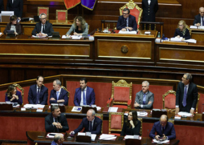 Сенат Италии продлил разрешение на поставки оружия Украине