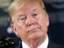 Трамп признал, что с Зеленским «не так просто иметь дело»