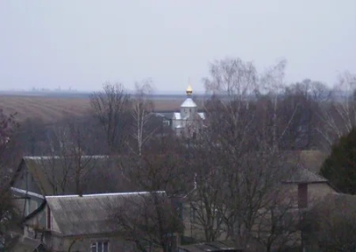 В Хмельницкой области православные дали отпор раскольникам ПЦУ и отстояли храм