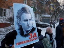 Команда Навального отказалась от протестных акций до лета