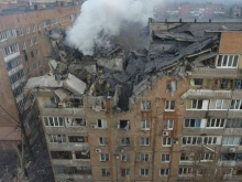 Без денег и крыши над головой: жители ДНР рассказали о проблемах с получением компенсации за разрушенное обстрелами жильё