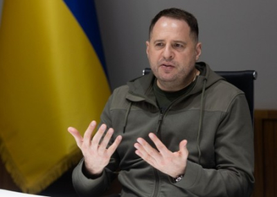 Ермак назвал идиотами тех, кто не поддерживает агрессию Киева