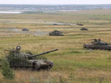 «Предупреждать не будут»: Гордон о возможном наступлении ВСУ на Донбассе