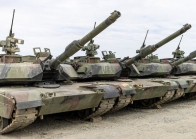 Американцы забрасывают танки и БМП в Польшу для поставок Украине