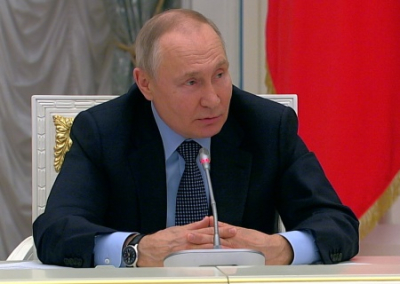 Путин: мы не начинали никаких боевых действий, мы пытаемся их закончить
