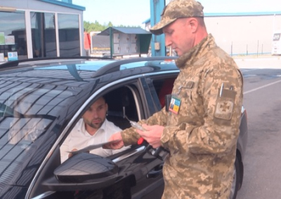 Погранслужба Украины не может сдержать поток уезжающих «патриотов»
