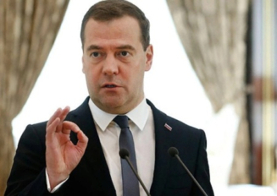 Медведев посоветовал американским «благодетелям с руками по локоть в крови», закрыть рты