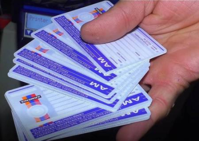 Российские законодатели отказались признавать армянские водительские удостоверения
