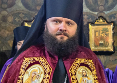 Украину продолжают вести к религиозной войне. Еще один город запретил деятельность УПЦ