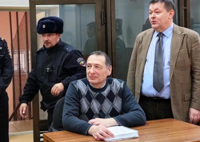 «Власть прицеливается по флангам?» Кагарлицкому заменили штраф на 5 лет лишения свободы
