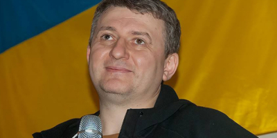 Политолог Романенко призвал недалеких украинских хуторян прекратить грезить о халяве: Западу не спасти Украину своим управлением