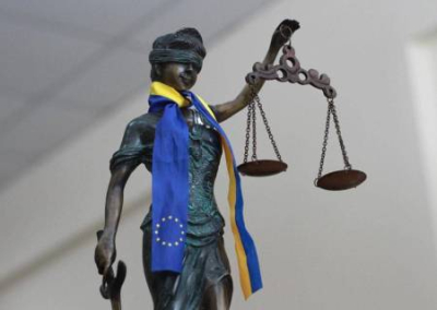 Украинские военные боятся международных судов: Киев отказался  утверждать Римский статут