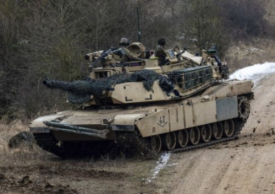 Forbes: в танках M-1 Abrams необходимо каждые 12 часов чистить фильтры, иначе двигатель поломается