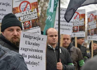 Подавляющее большинство поляков выступают за прекращение выплат иждивенцам с Украины