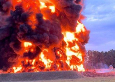 В Ровенской области уничтожена нефтебаза