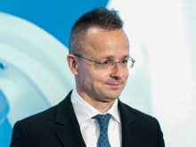 Сийярто обвинил Украину в разорении европейских фермеров