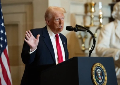 «Мы потратили, возможно, $350 млрд. Это как отнять конфету у ребёнка». Трамп рассказал о готовности Зеленского к договорённостям