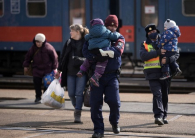 Еврочиновники опасаются наплыва 5 миллионов украинских беженцев из-за погружения Украины во тьму