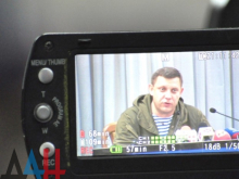 Захарченко предложил украинским силовикам не раздумывать, а сдаваться в плен ДНР
