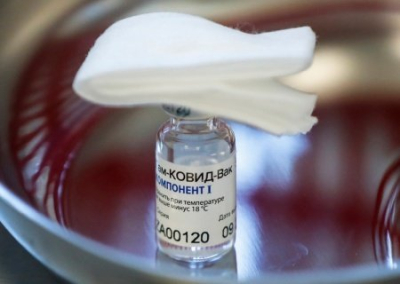 В Германии сомневаются, что Украина справится с вакцинацией без российского препарата