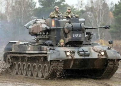 Германия объявила о новом пакете военной помощи Украине, в который вошли САУ Gepard и станции IRIS-T