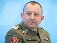 Польского генерала, отвечавшего за подготовку солдат ВСУ, отстранили от должности