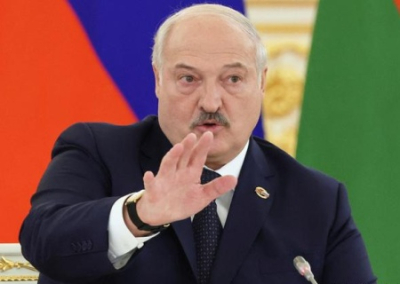 Лукашенко сообщил о принятии на вооружение «Орешника» и рассказал, когда Белоруссия вступит в состав России