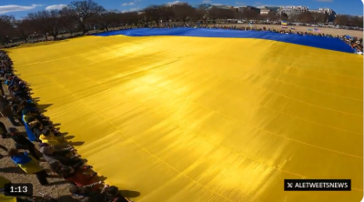 В США возмутились тратой денег на гигантский украинский флаг. Маск призвал ввести санкции на украинских олигархов