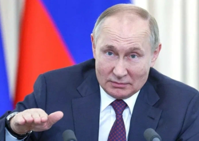 Путин заявил об агрессивных попытках ряда государств раскачать суверенитет России
